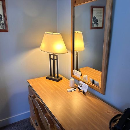 Wells River Motel Екстер'єр фото
