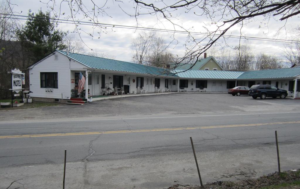 Wells River Motel Екстер'єр фото